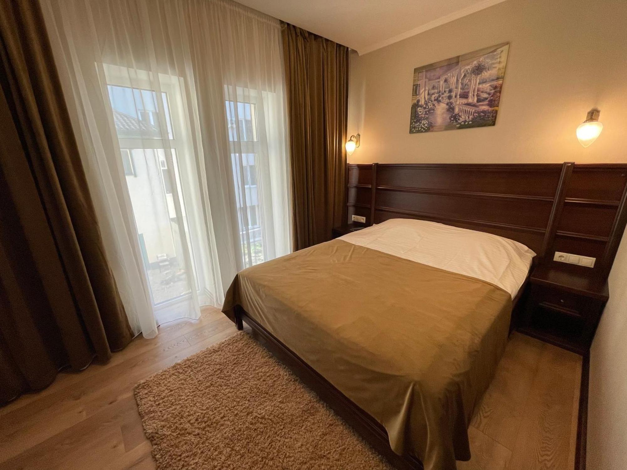 Green Duck Hotel Kharkiv Eksteriør billede