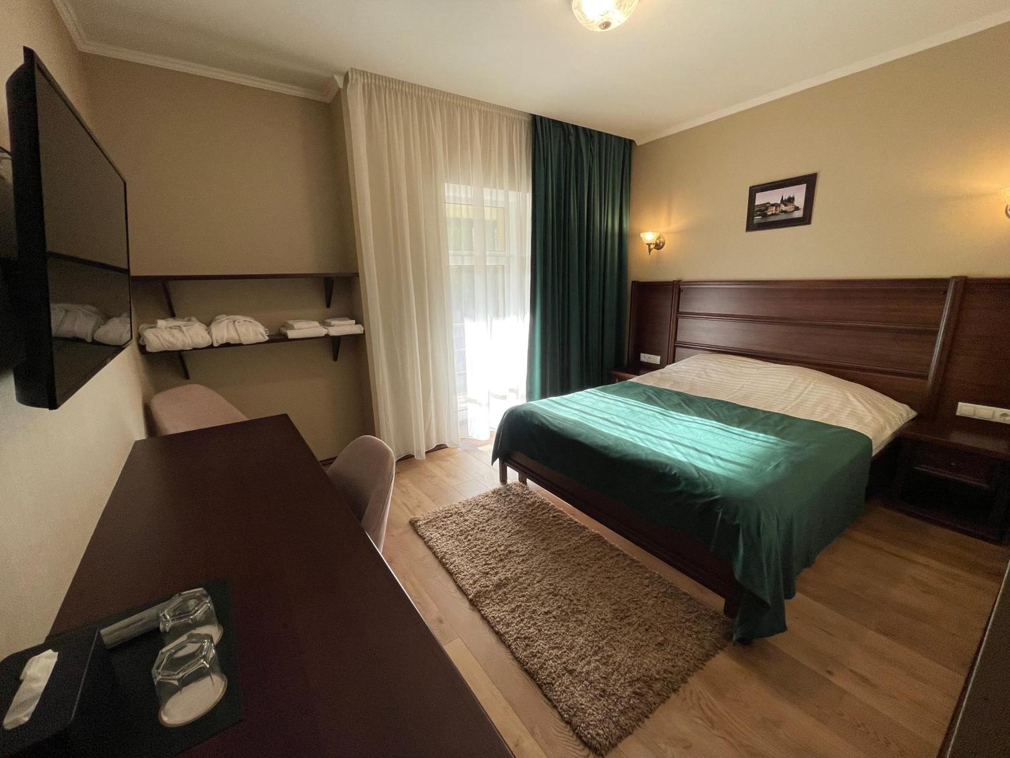 Green Duck Hotel Kharkiv Eksteriør billede